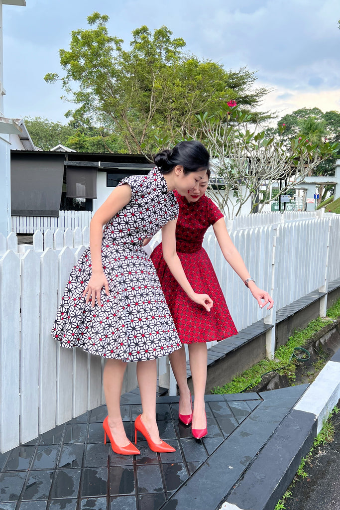 Ah Keow Swing Dress In White & Black Modern Batik